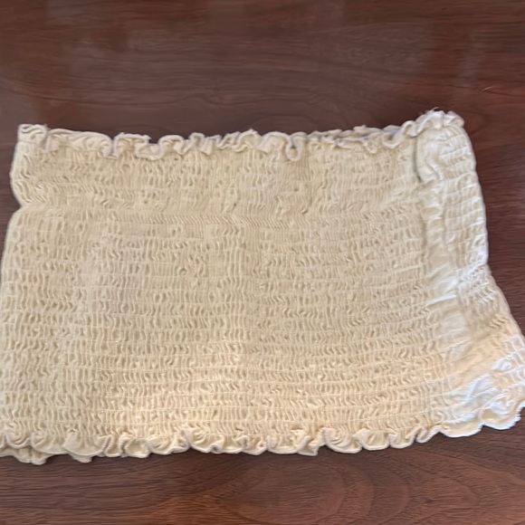 Cream Ruffled Tube Top - Picture 2 of 3